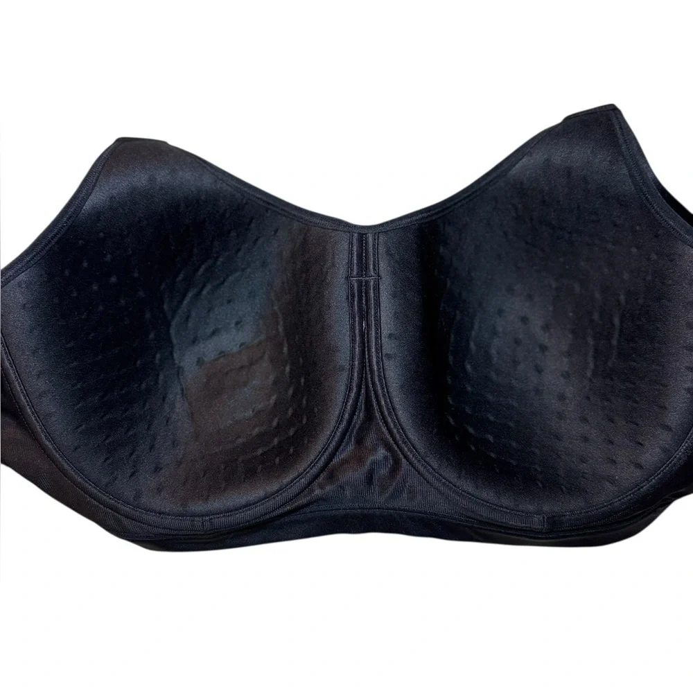 Livi Active High Impact Wicking Underwire Bra